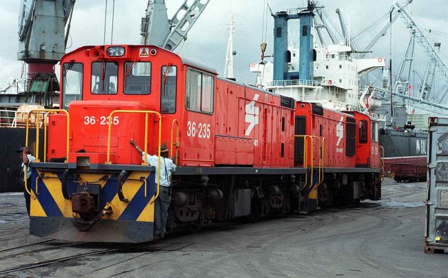 transnet train