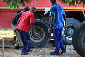 Africa truck tyre change